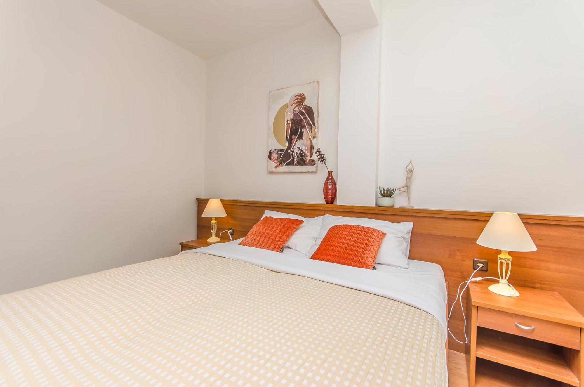 House Hotel Plava Laguna Tisno Eksteriør bilde